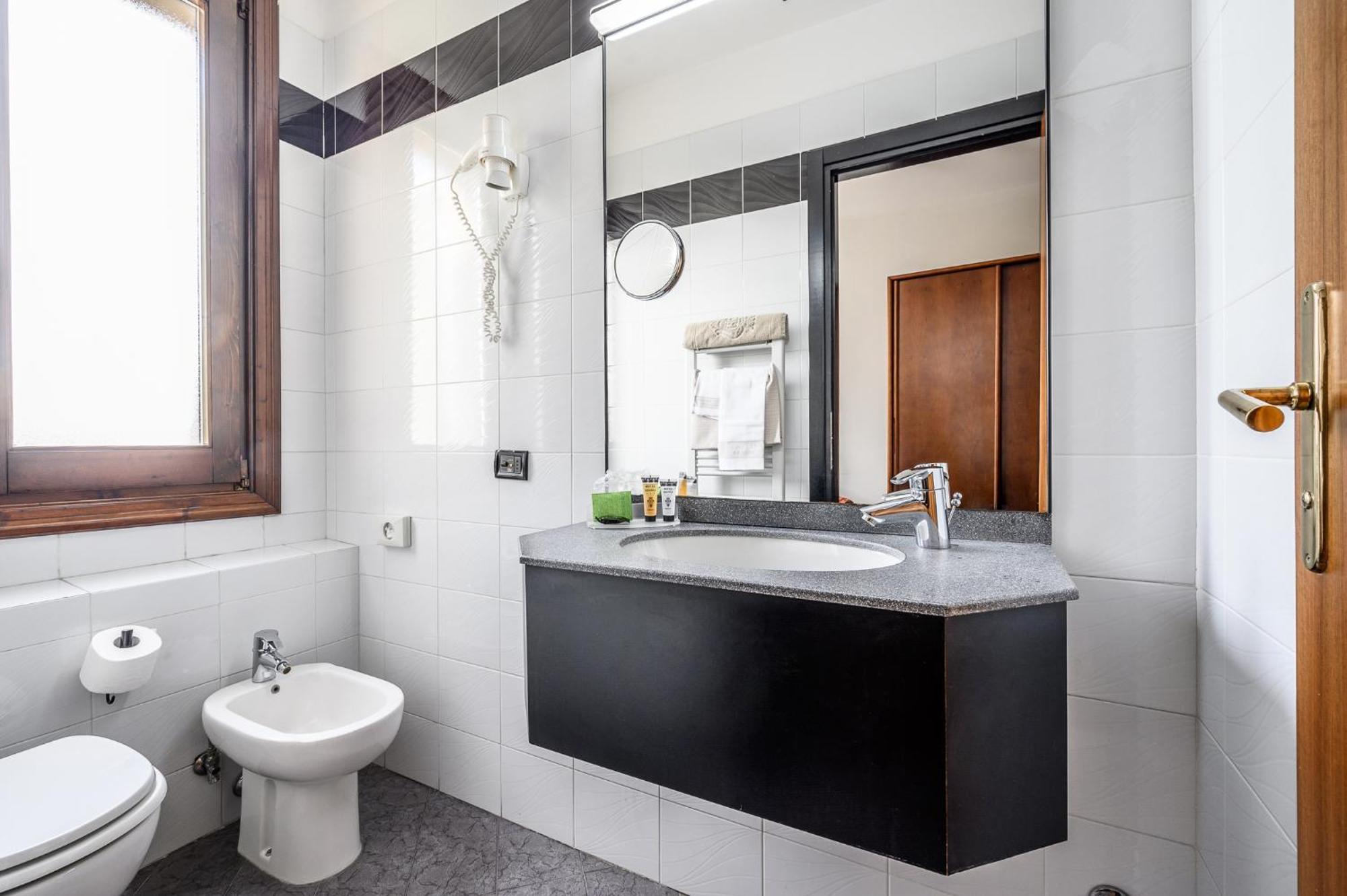 Hotel Daunia Modena Pokój zdjęcie