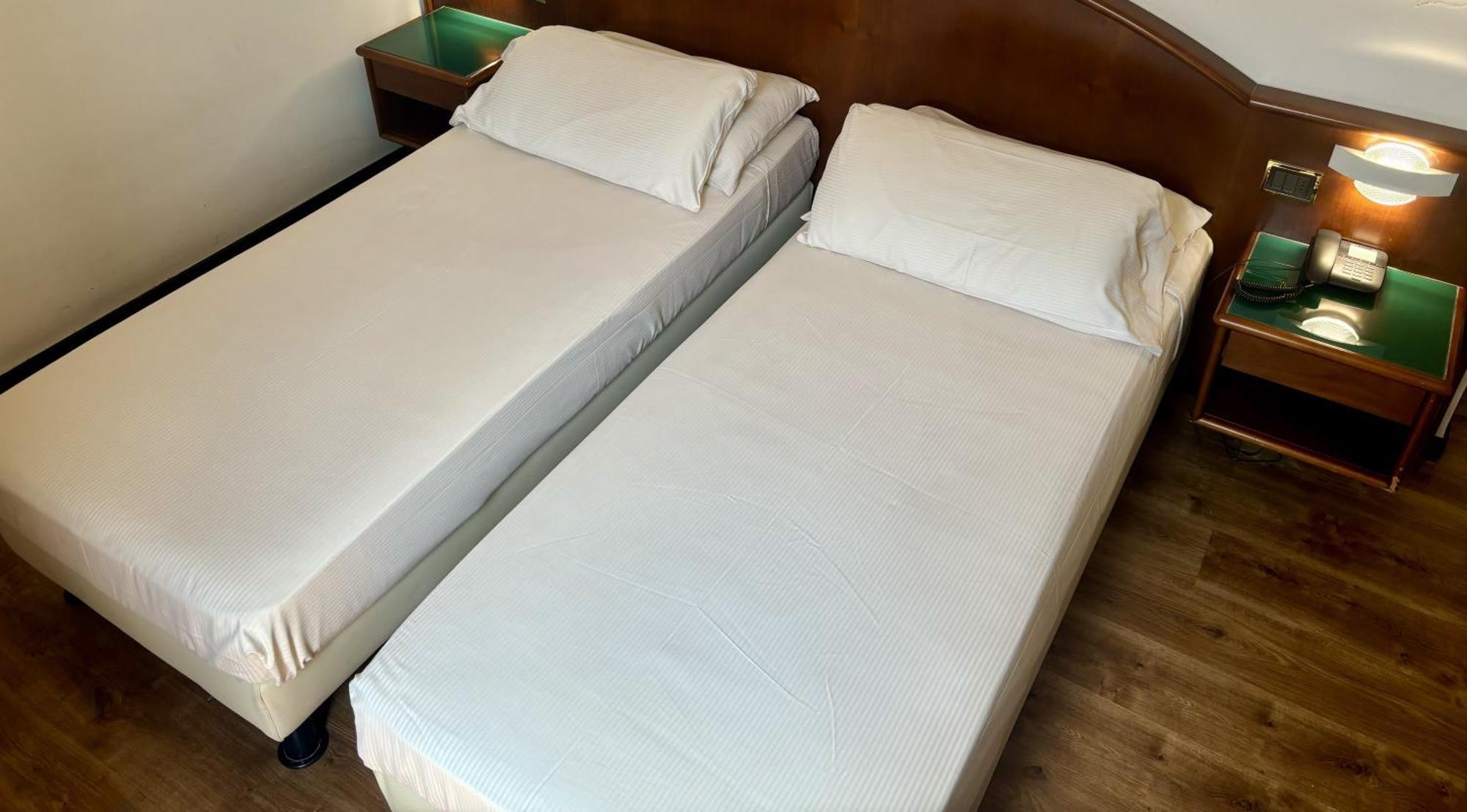 Hotel Daunia Modena Pokój zdjęcie